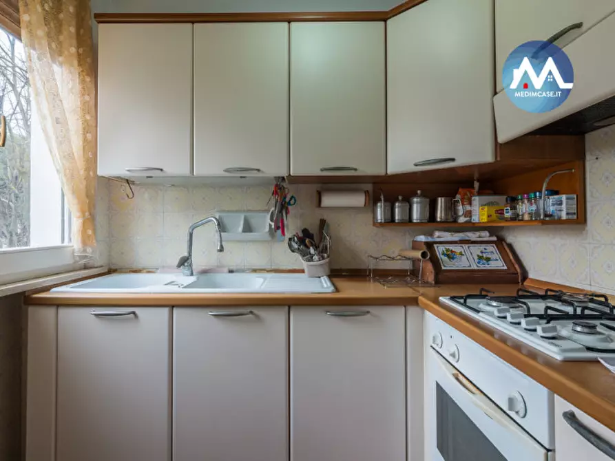 Immagine 7 di Appartamento in vendita  a Pesaro