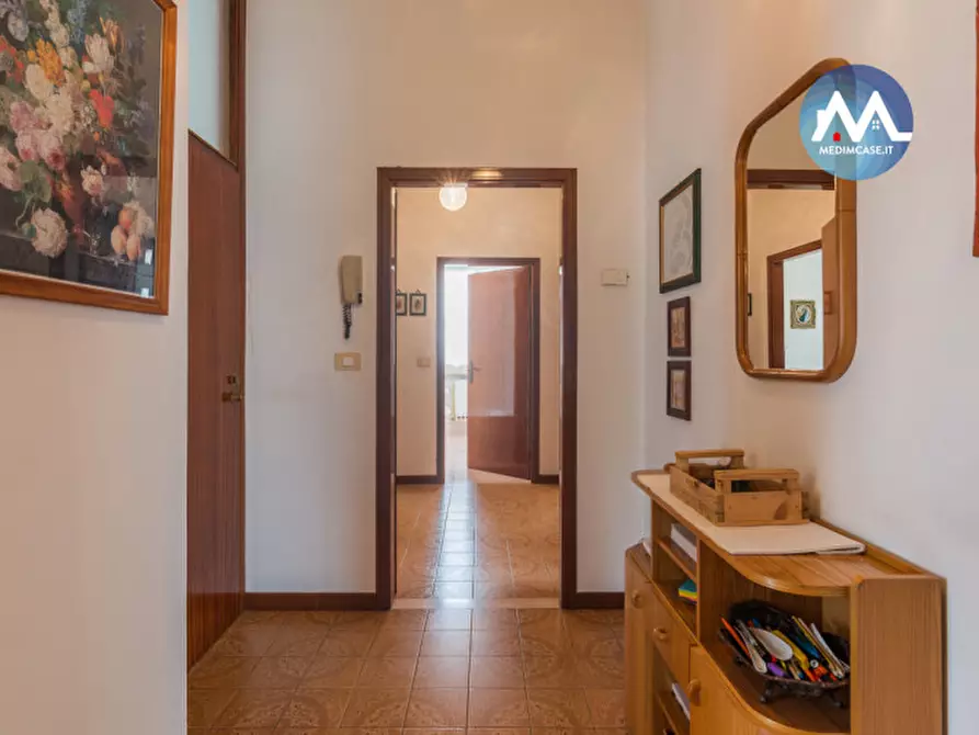 Immagine 9 di Appartamento in vendita  a Pesaro