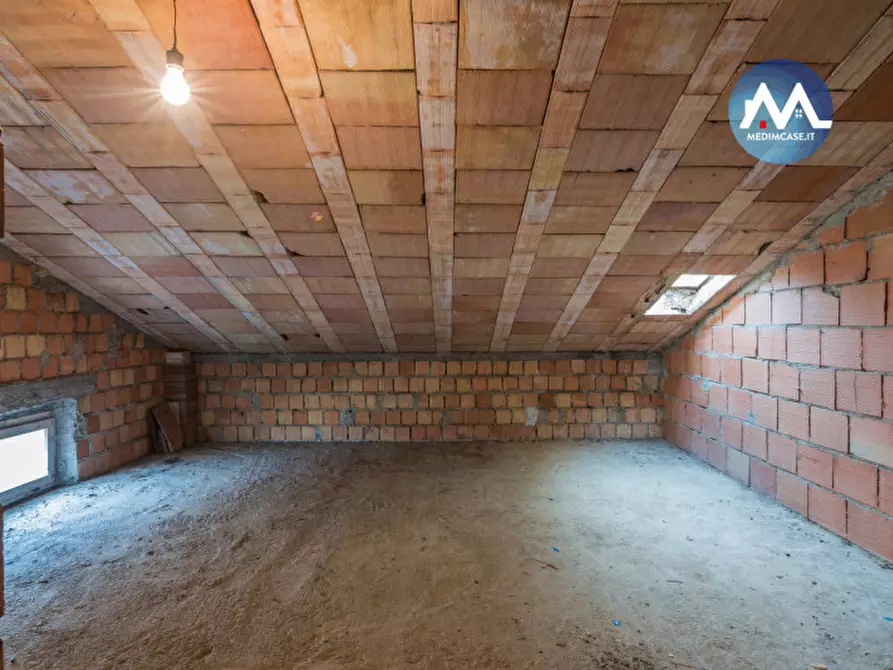 Immagine 22 di Appartamento in vendita  a Pesaro