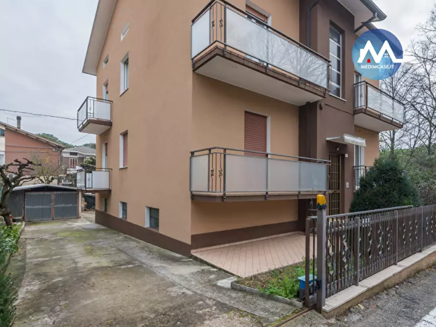 Immagine 29 di Appartamento in vendita  a Pesaro