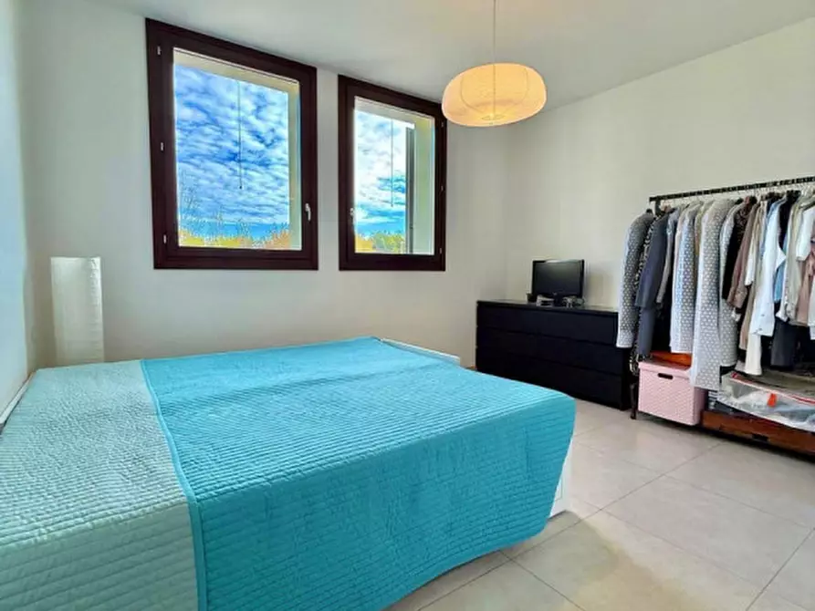 Immagine 11 di Appartamento in vendita  in Piazza Don Giuseppe Diana n.7 a Parma