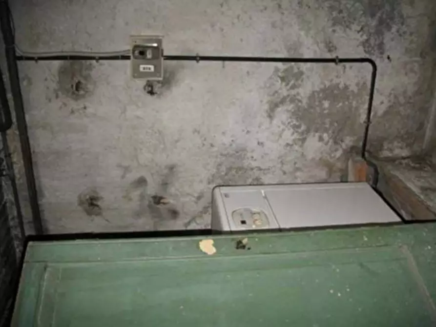 Immagine 25 di Casa indipendente in vendita  in Via G. Marconi 47 a Cavaion Veronese