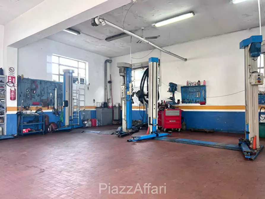 Immagine 9 di Negozio in vendita  in Piove di Sacco Via Carrarese a Piove Di Sacco