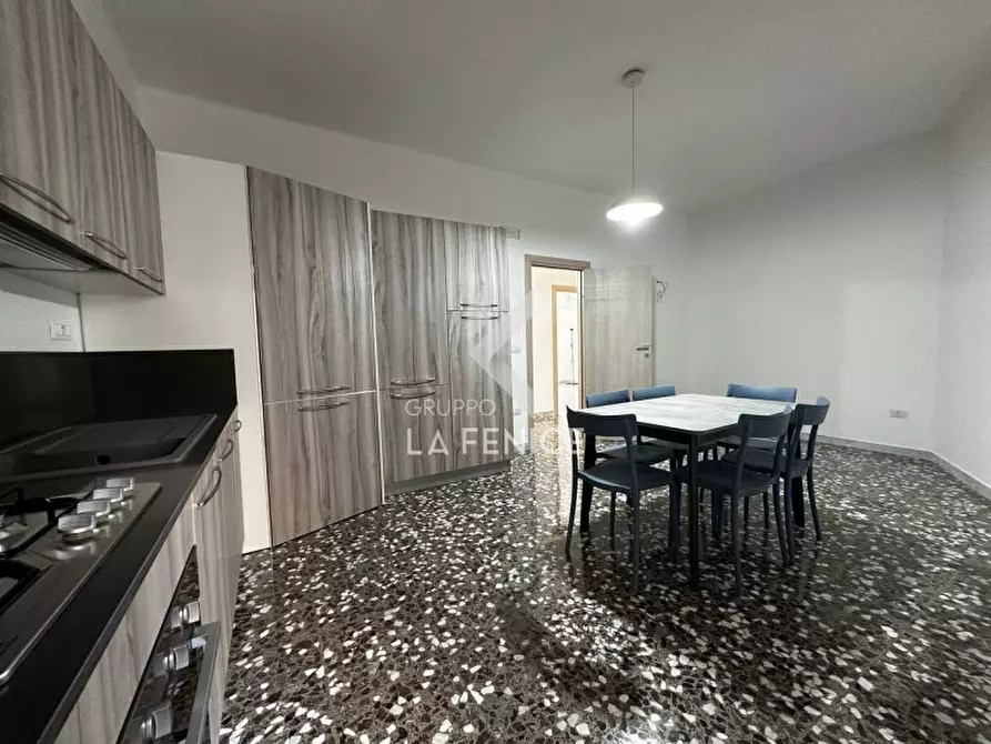 Immagine 20 di Appartamento in vendita  in Via Davide Carrieri 37 a Martina Franca