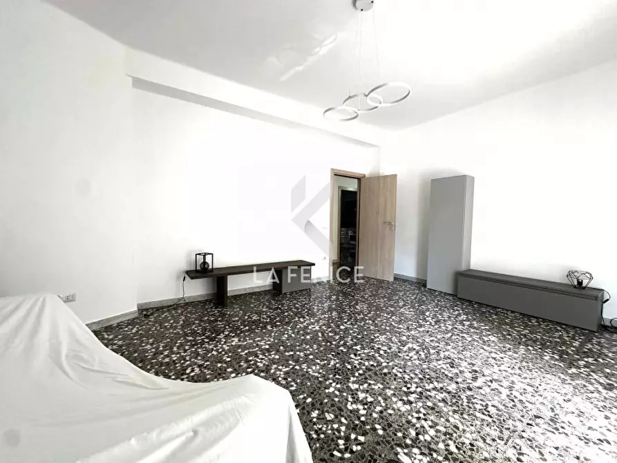 Immagine 25 di Appartamento in vendita  in Via Davide Carrieri 37 a Martina Franca