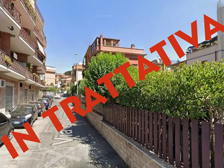 Immagine 1 di Appartamento in vendita  in Via di Vigna Ceccarelli a Roma