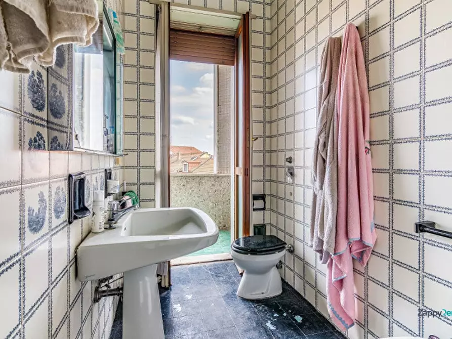 Immagine 14 di Camera in affitto  in Viale Gran Sasso a Milano