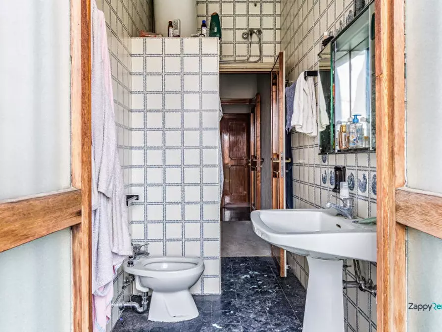 Immagine 16 di Camera in affitto  in Viale Gran Sasso a Milano