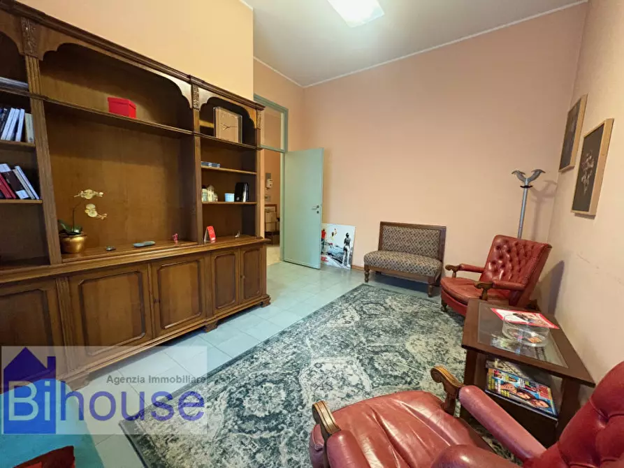 Immagine 3 di Laboratorio in vendita  in via trento 51 a Biella