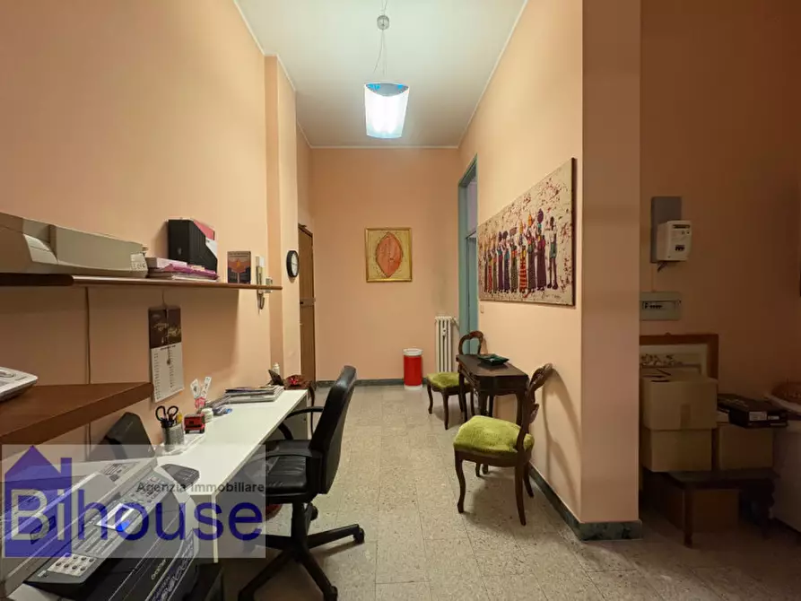 Immagine 11 di Laboratorio in vendita  in via trento 51 a Biella