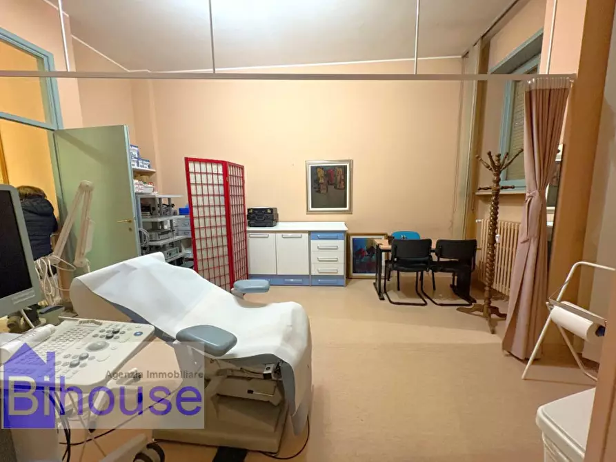 Immagine 7 di Ufficio in vendita  in via trento 51 a Biella