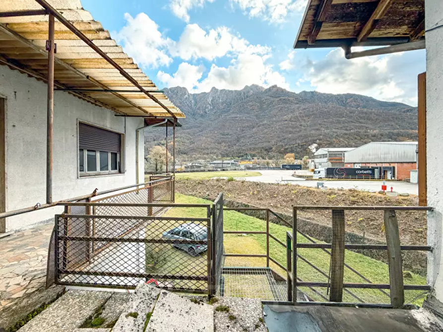 Immagine 4 di Casa indipendente in vendita  in Via Cairoli n 11 a Omegna