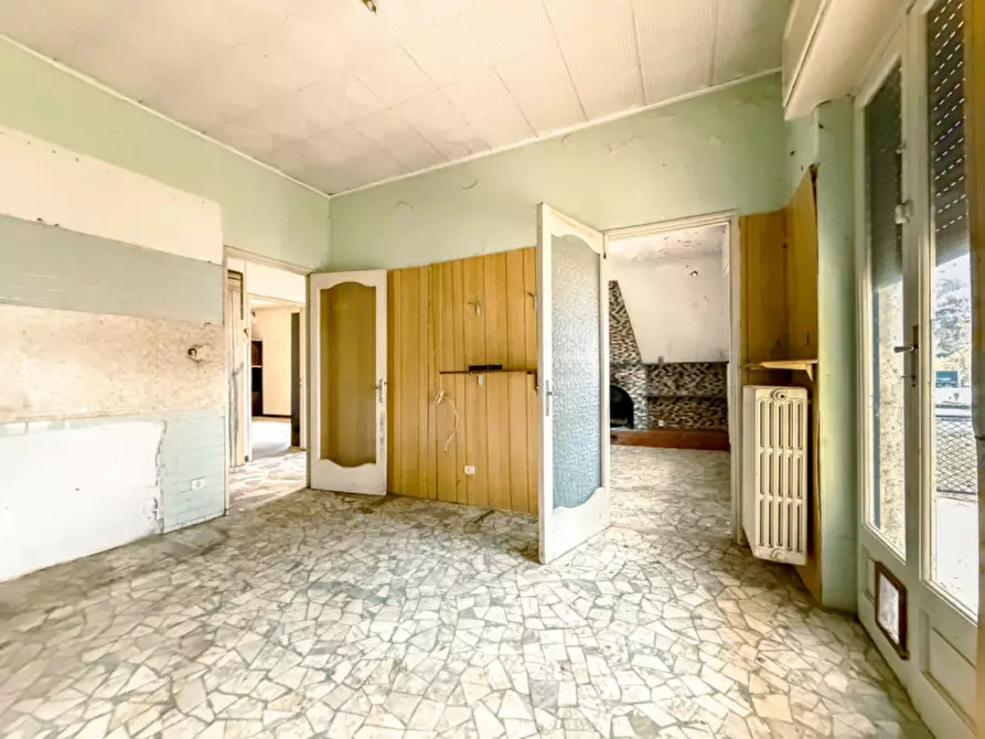 Immagine 28 di Casa indipendente in vendita  in Via Cairoli n 11 a Omegna