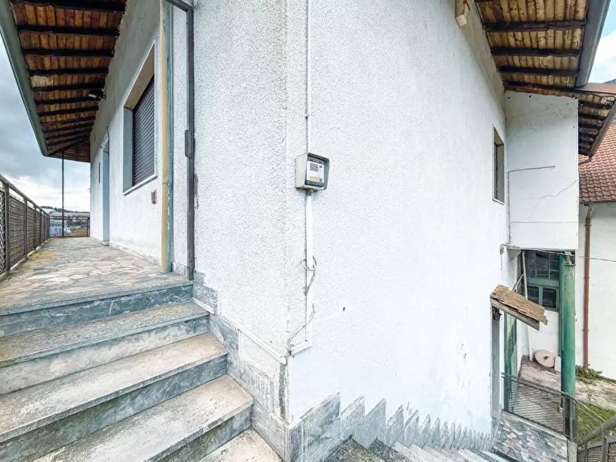 Immagine 32 di Casa indipendente in vendita  in Via Cairoli n 11 a Omegna