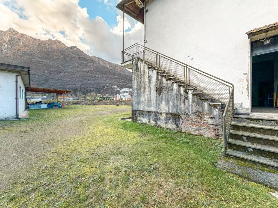 Immagine 34 di Casa indipendente in vendita  in Via Cairoli n 11 a Omegna