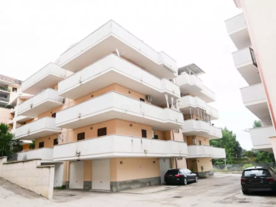 Immagine 1 di Appartamento in vendita  in Via Antonio Spagnuolo a Montesilvano