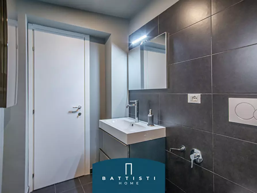 Immagine 13 di Appartamento in affitto  in Via Pandosia a Roma