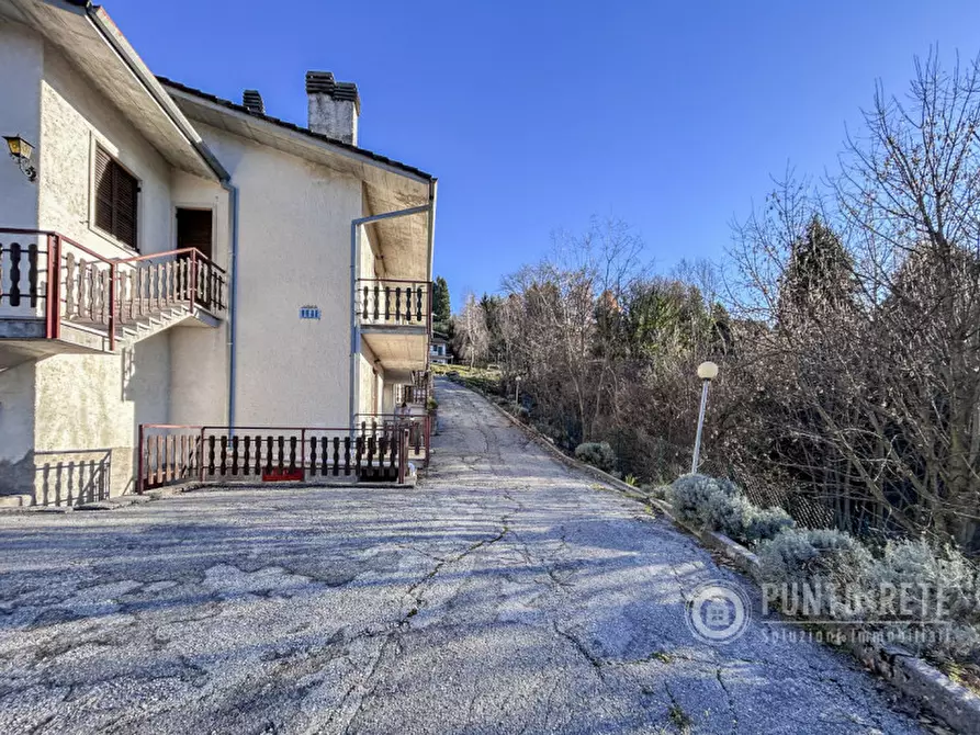 Immagine 23 di Appartamento in vendita  in Villaggio Albarè a Ferrara Di Monte Baldo