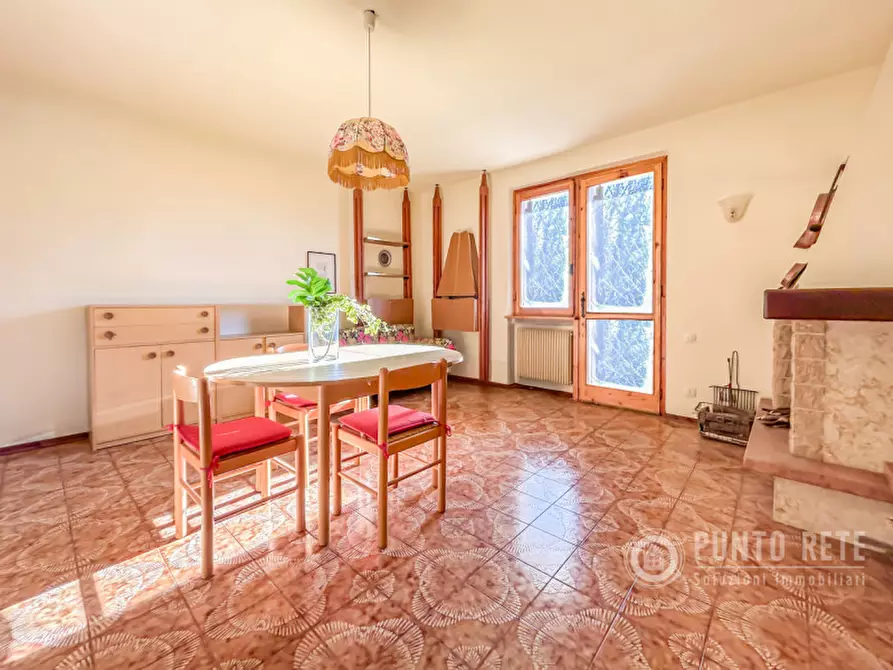 Immagine 2 di Appartamento in vendita  in Villaggio Albarè a Ferrara Di Monte Baldo