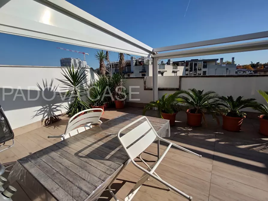 Immagine 7 di Attico in vendita  a Padova