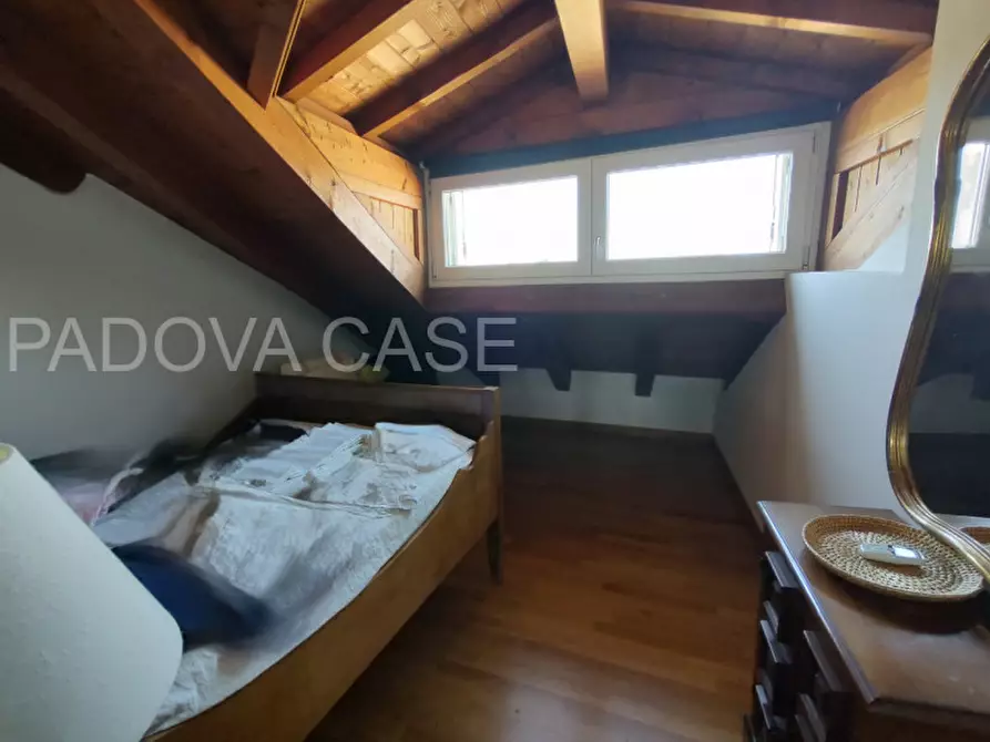 Immagine 17 di Attico in vendita  a Padova