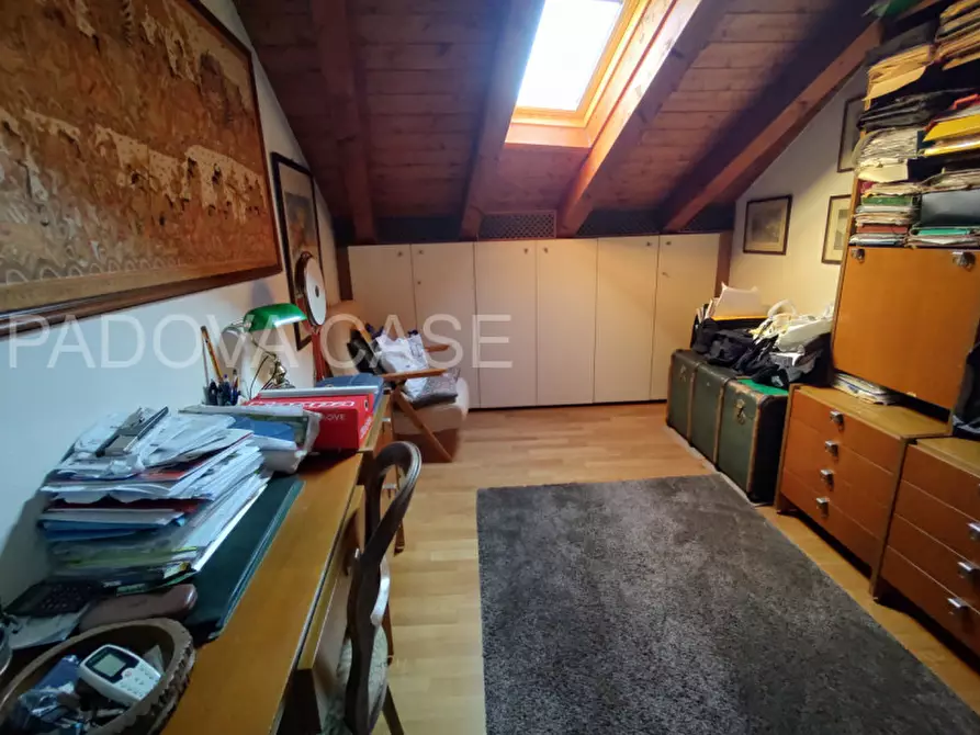 Immagine 18 di Attico in vendita  a Padova
