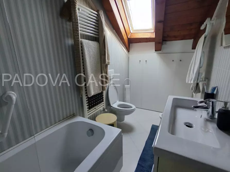 Immagine 20 di Attico in vendita  a Padova