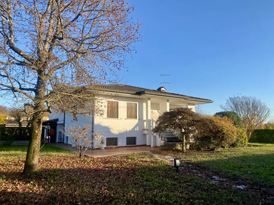 Immagine 1 di Casa indipendente in vendita  in Via John Fitzgerald Kennedy a Riese Pio x