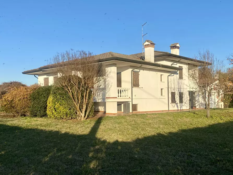 Immagine 2 di Casa indipendente in vendita  in Via John Fitzgerald Kennedy a Riese Pio x