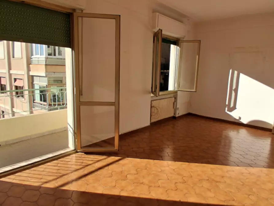 Immagine 5 di Appartamento in vendita  in Via Astraldi a San Remo