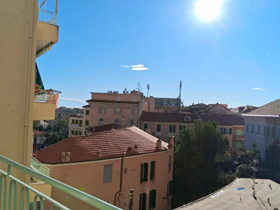 Immagine 11 di Appartamento in vendita  in Via Astraldi a San Remo