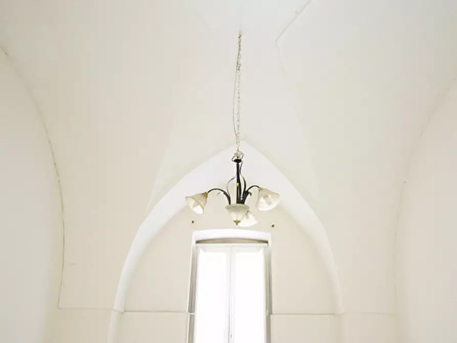 Immagine 6 di Palazzo in vendita  in Via Gaetano Vinci a Parabita