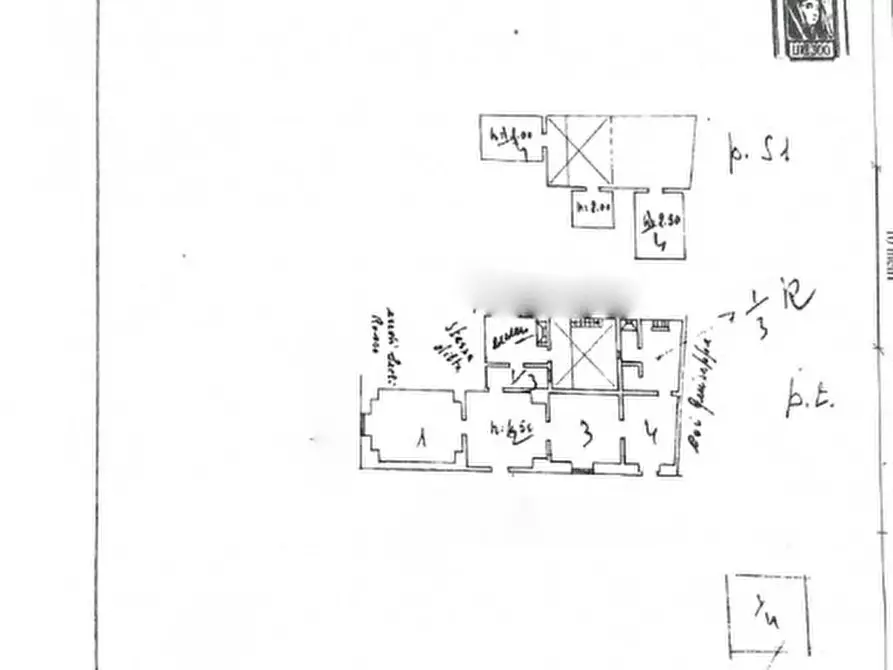 Immagine 27 di Palazzo in vendita  in Via Gaetano Vinci a Parabita