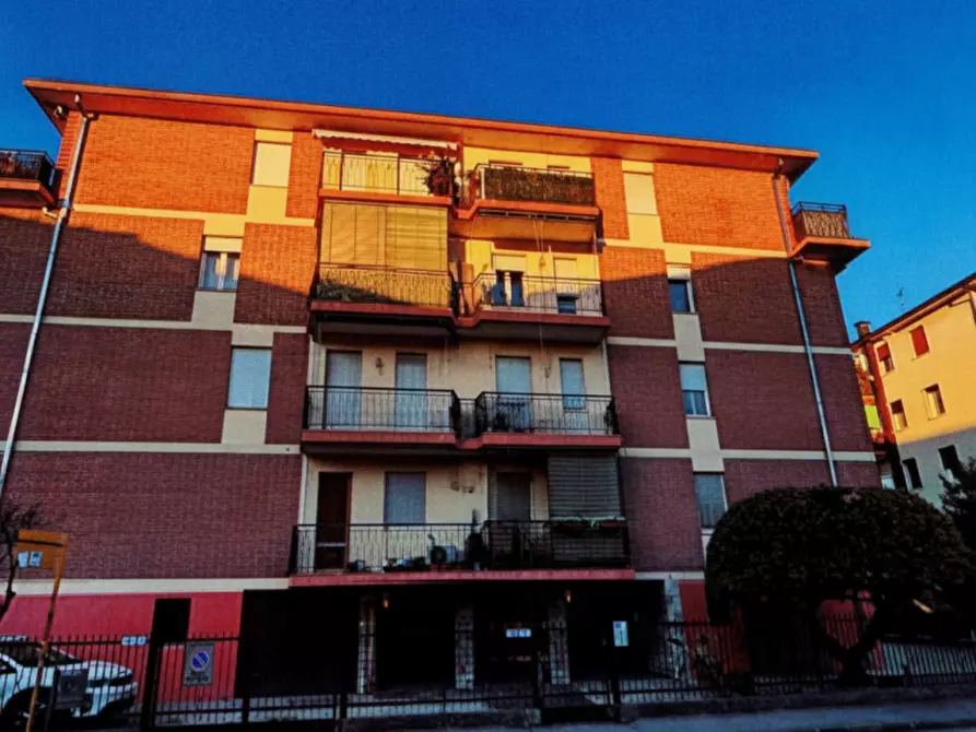 Immagine 1 di Appartamento in vendita  in via carlo crivelli, 2 a Padova