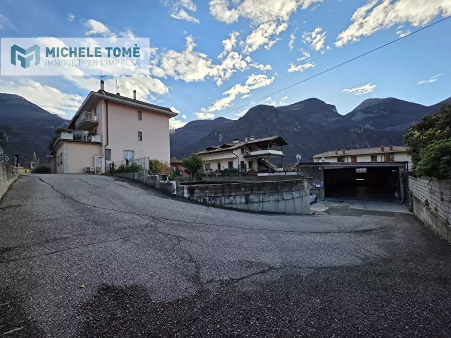 Immagine 11 di Capannone industriale in affitto  in Via Don Cesare Scala a Brentino Belluno