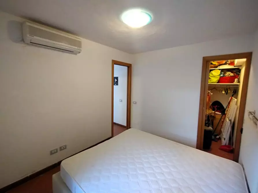 Immagine 12 di Appartamento in vendita  in VIALE CUGNANA VERDE n. 46/20 Piano 3 a Olbia