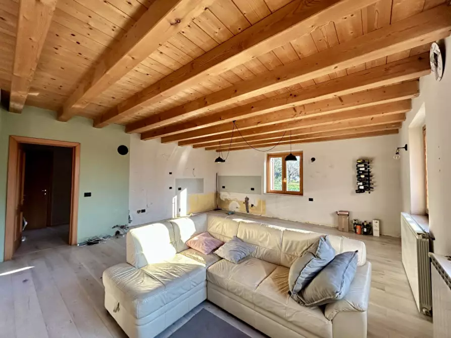 Immagine 5 di Casa indipendente in vendita  in via milone a Pescantina