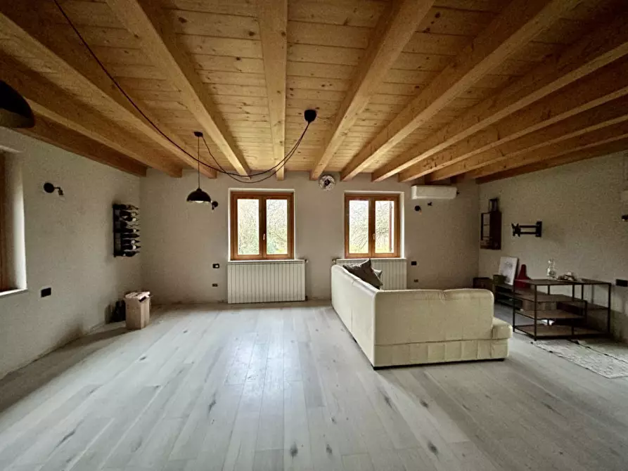 Immagine 8 di Casa indipendente in vendita  in via milone a Pescantina