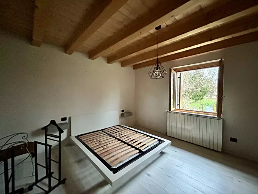 Immagine 11 di Casa indipendente in vendita  in via milone a Pescantina