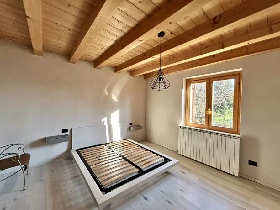 Immagine 10 di Casa indipendente in vendita  in via milone a Pescantina