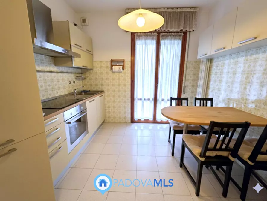 Immagine 2 di Appartamento in vendita  in Via Francesco Petrarca a Noventa Padovana