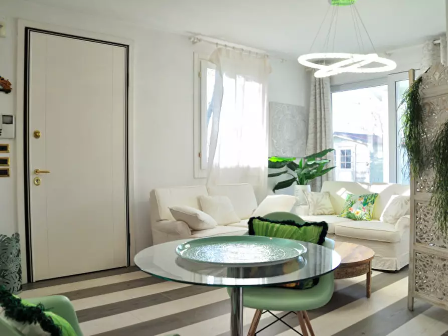 Immagine 2 di Casa bifamiliare in vendita  in Via Santo Stefano a Vigonza