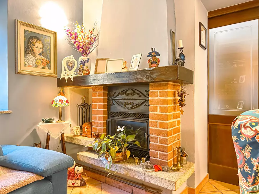 Immagine 7 di Villetta a schiera in vendita  in FRAZIONE VANZONE 57 a Borgosesia