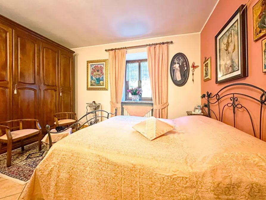 Immagine 11 di Villetta a schiera in vendita  in FRAZIONE VANZONE 57 a Borgosesia