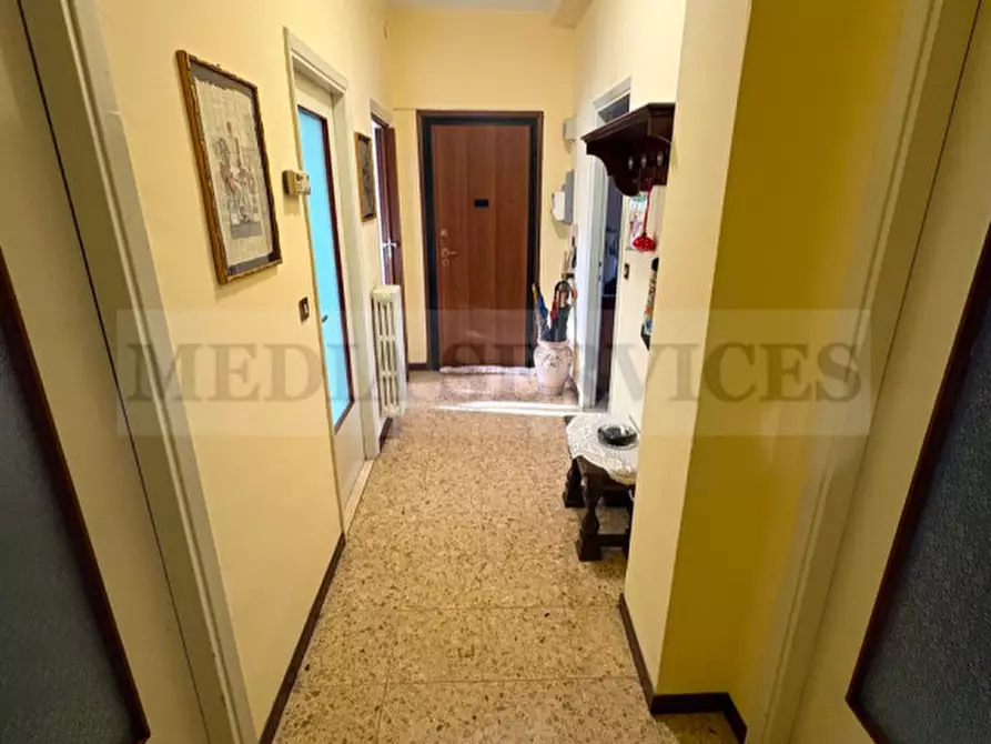 Immagine 12 di Appartamento in vendita  in via Borgonuovo n° 10 a Garlasco