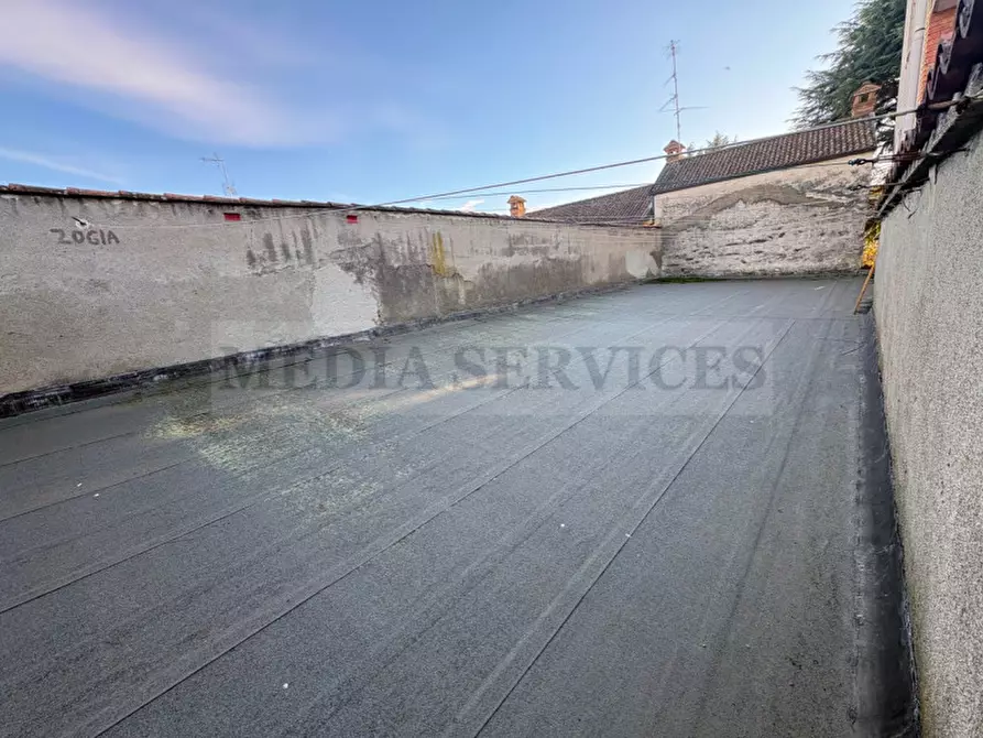 Immagine 21 di Appartamento in vendita  in via Borgonuovo n° 10 a Garlasco