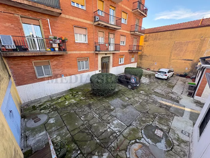 Immagine 23 di Appartamento in vendita  in via Borgonuovo n° 10 a Garlasco