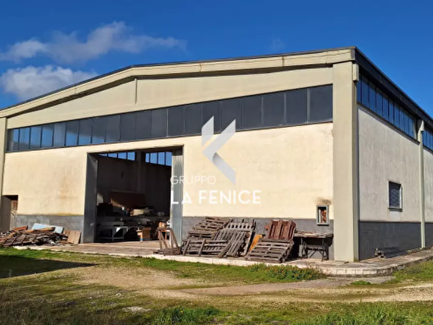 Immagine 21 di Capannone industriale in vendita  in contrada Coreggia a Alberobello