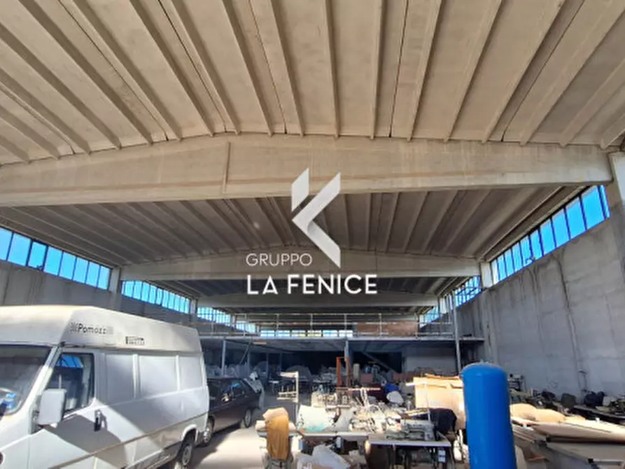 Immagine 26 di Capannone industriale in vendita  in contrada Coreggia a Alberobello