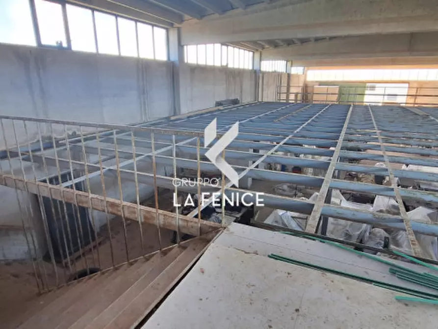 Immagine 32 di Capannone industriale in vendita  in contrada Coreggia a Alberobello